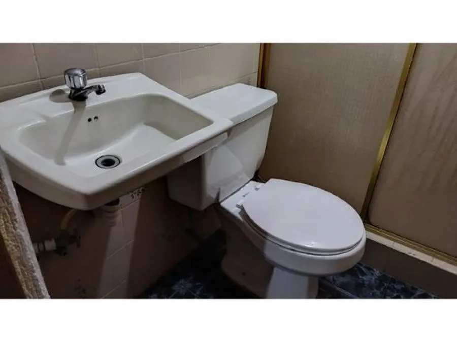 Casa en Venta, En Guadalupe, Calle Blancos, con Apto. NEG. 5PJG7141532 - Venta en Goicoechea — photo 3