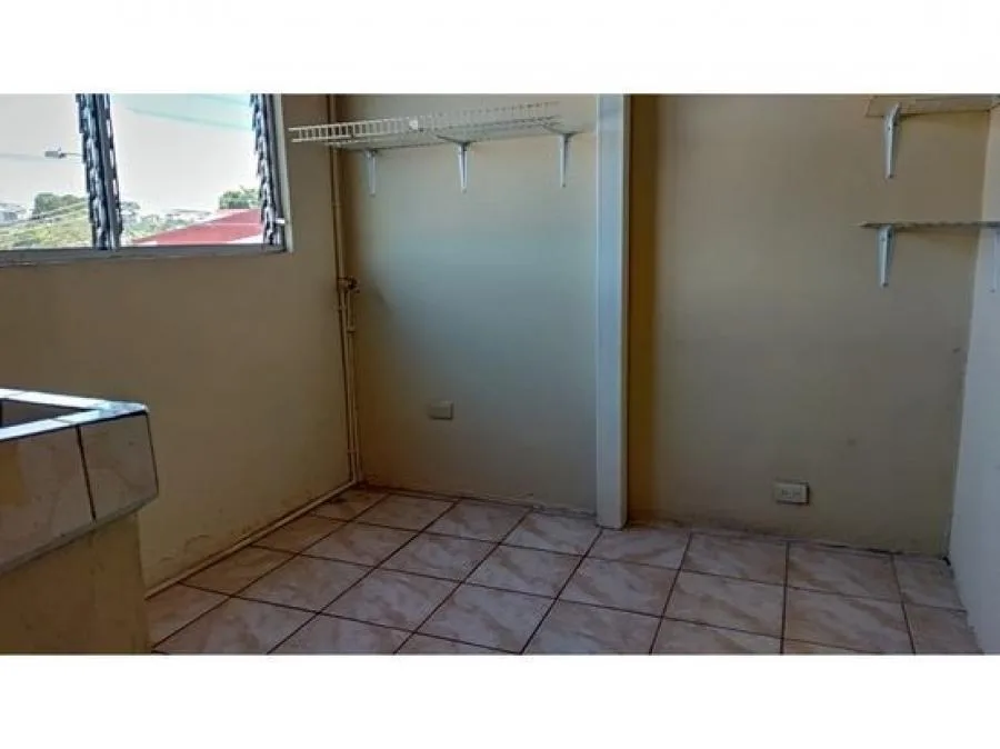 Casa en Venta, En Guadalupe, Calle Blancos, con Apto. NEG. 5PJG7141532 - Venta en Goicoechea — photo 5