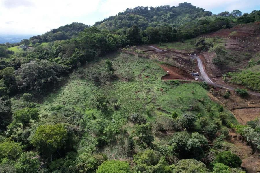 LOTE RESIDENCIAL EN VENTA – ATENAS, COSTA RICA - Venta en Atenas