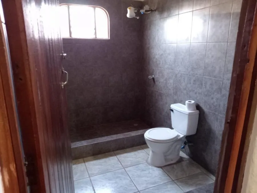 Exclusiva Oportunidad! Majestuosa Propiedad con Casa de Lujo en San Isidro de Alajuela - Venta en San Isidro — photo 4