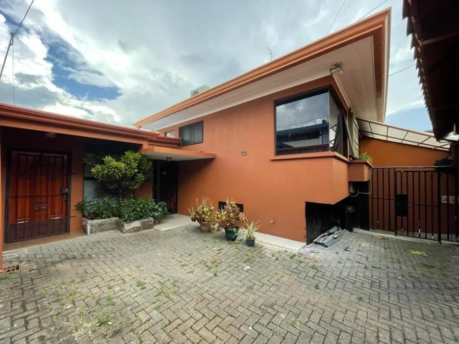 Casa en Venta en San José MLS #23-609 CL - Venta en San José