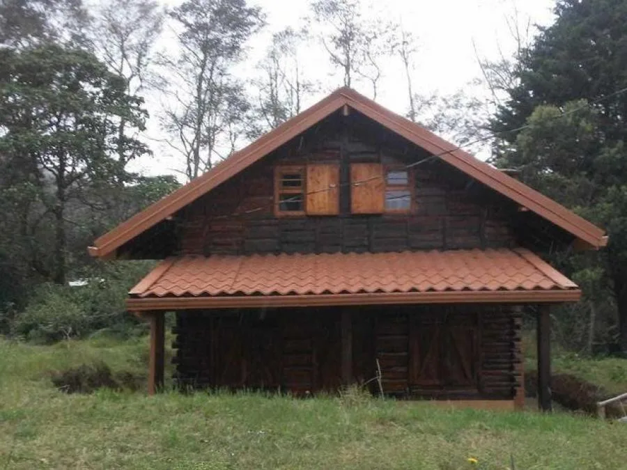 Alquiler de Casa Cabaña en Jardín de Dota, San José. - Alquiler / Renta en Dota — photo 2