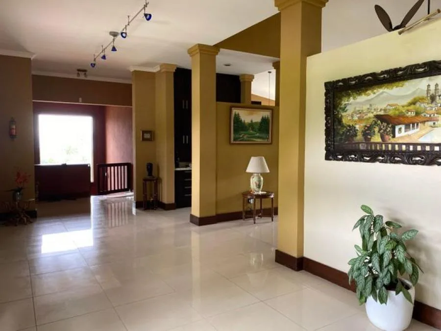 Venta de Casa en Ciudad Colon, Mora. - Venta en Mora — photo 2