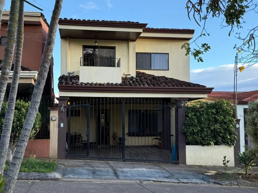 Venta de Casa en Barva, Heredia. RAH 25-1222 - Venta en Heredia