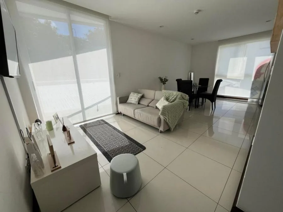 Alquiler de Precioso Apartamento en Escazú / Mls. 26-1120 OFC JB - Alquiler / Renta en Escazú