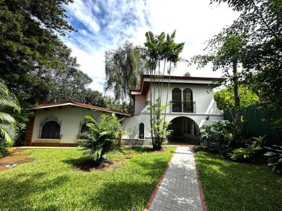 Venta de Hotel en San José, Alajuela. RAH 25-1918 - Venta en San José