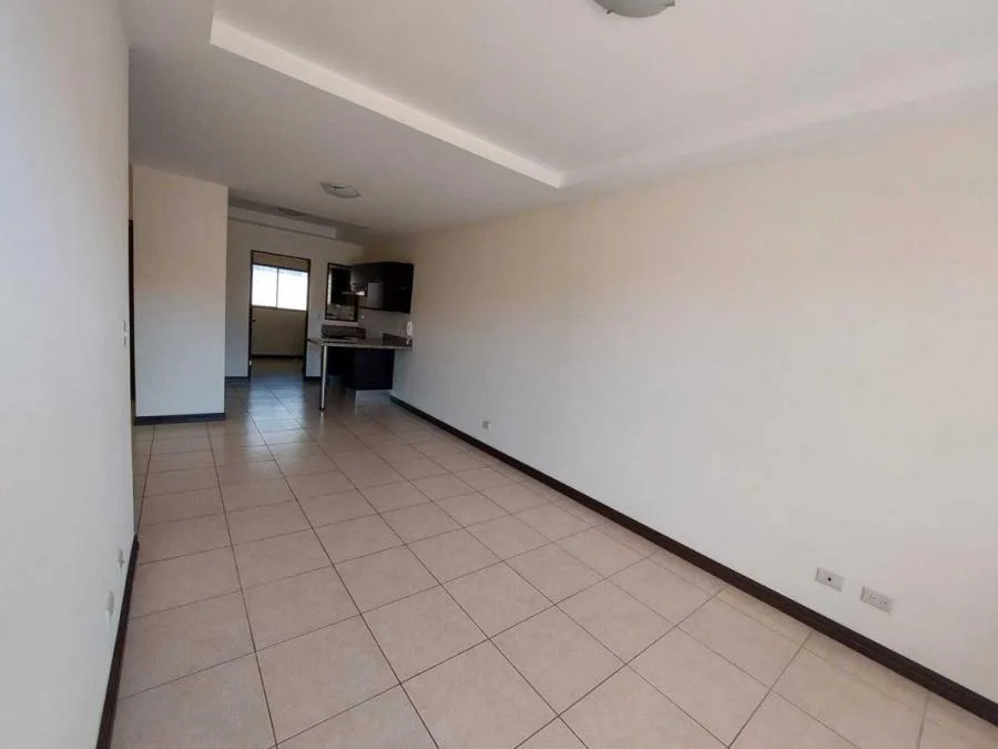 Lindo Apartamento en Venta en Tibás, San José. MLS 23-1599 - Venta en Tibás — photo 3