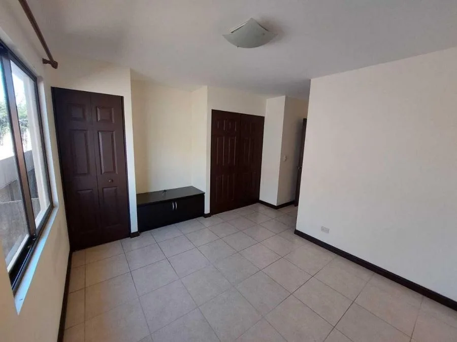Lindo Apartamento en Venta en Tibás, San José. MLS 23-1599 - Venta en Tibás — photo 4