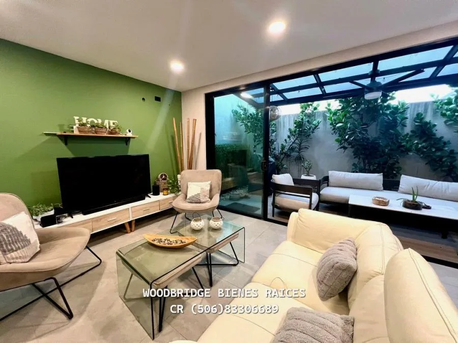 Escazu casa en venta $325.000 / Guachipelin, en condominio - Venta en Escazú