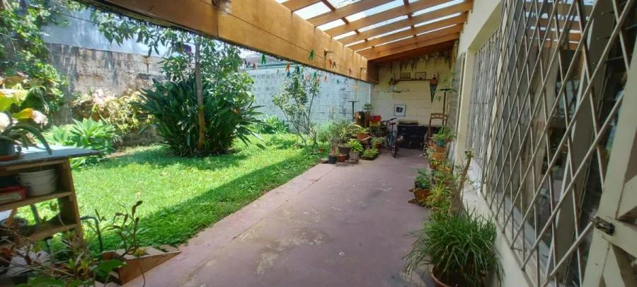 Venta de casa en Montes de oca PBR - Venta en Montes de Oca