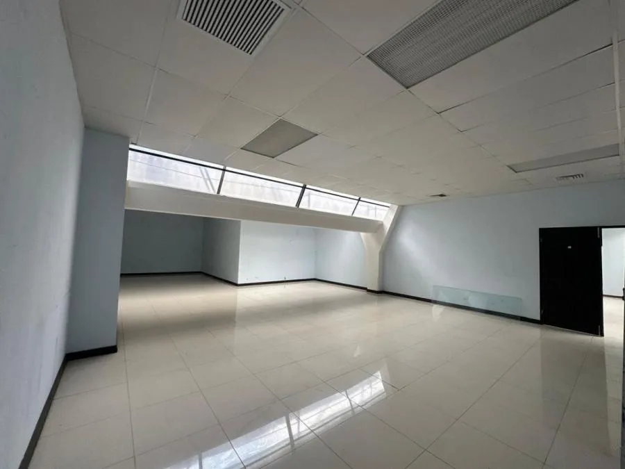 Alquiler de Local Comercial en Goicoechea, San José. - Alquiler / Renta en Goicoechea — photo 3