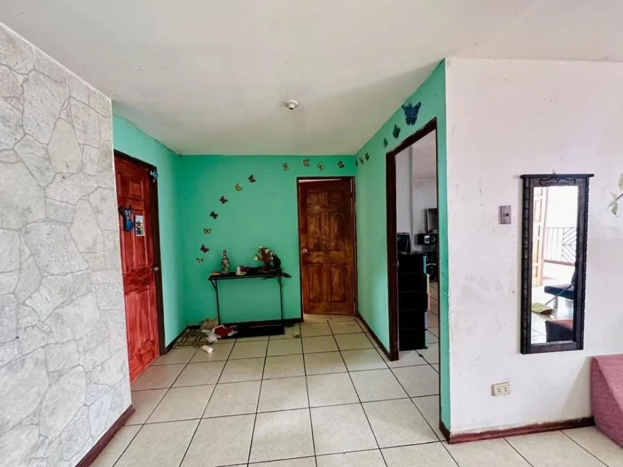 Venta de Edificio con 7 apartamentos en Ipis Goicoechea MGA - Venta en Goicoechea — photo 2