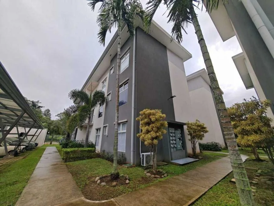 Alquiler de apartamento Condominio Vistas de la Rambla, cerca de la Panasonic, Belen US$ 1,250 #8684 - Alquiler / Renta en San Rafael