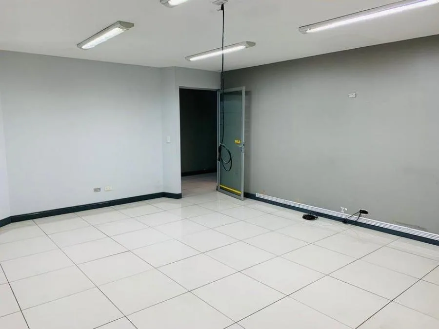MLS-24-377 LS ALQUILER LOCAL COMERCIAL GOICOECHEA SAN JOSE - Alquiler / Renta en Goicoechea San Jose — photo 4