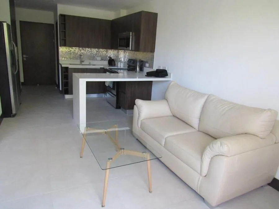 Alquiler apartamento en condominio Montesol, Santa Ana. RAH 26-252 NR - Alquiler / Renta en Santa Ana