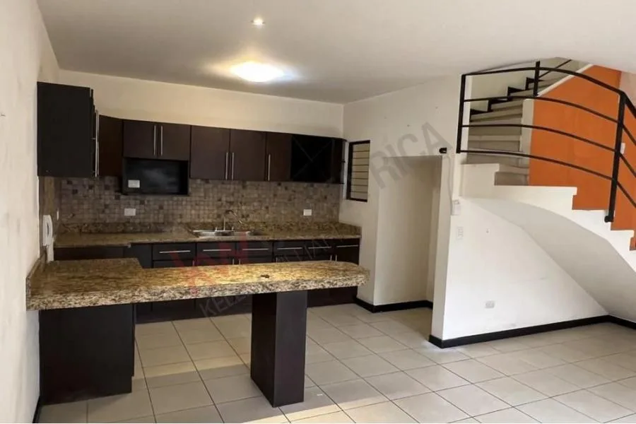 Venta de casa en condominio Cindy, San Pedro US$ 185.000 #2786 - Venta en San Pedro — photo 5