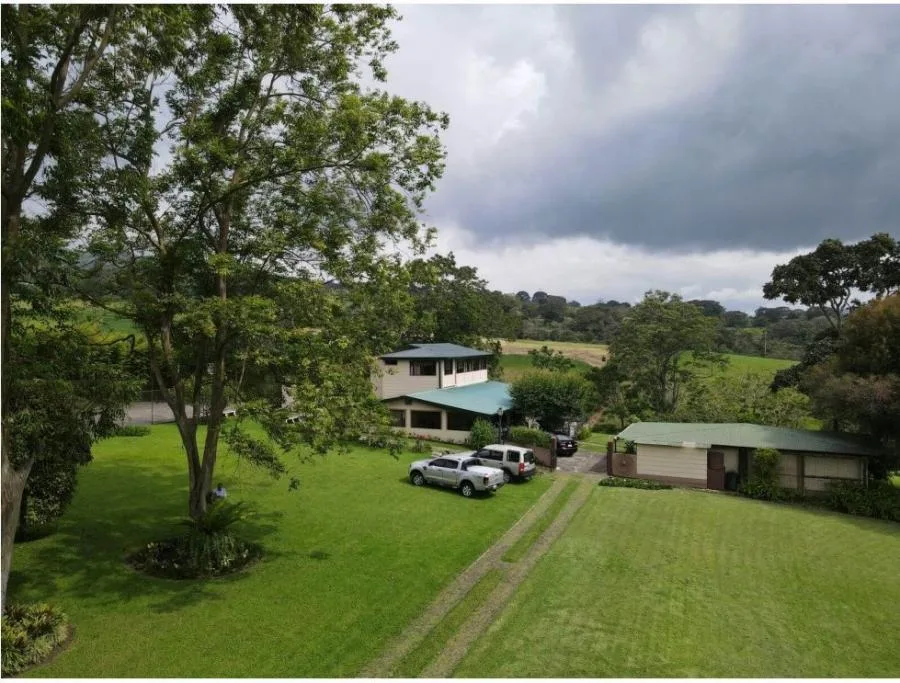 Venta de Propiedad en Vista de Mar, Goicoechea US$590,000 #ER009 - Venta en Goicoechea — photo 2