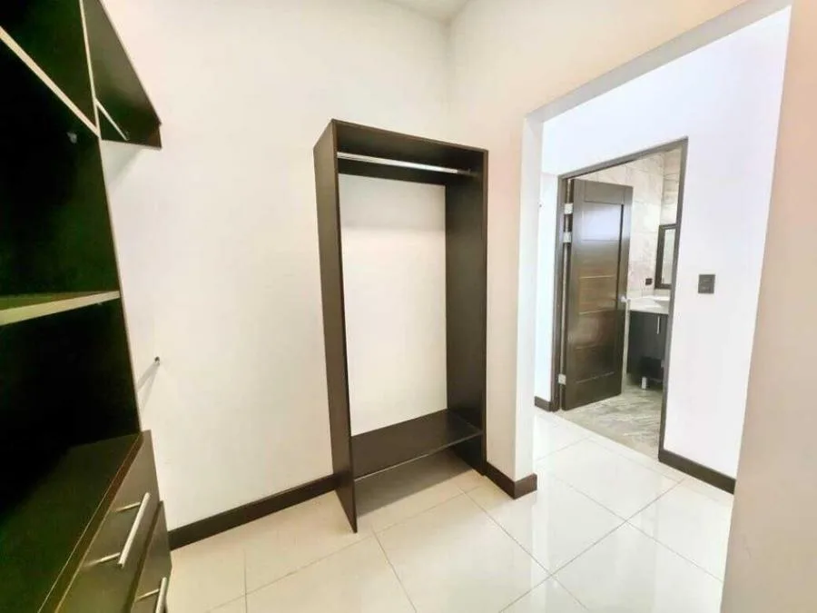 Venta de casa  en Heredia canton santo domingo - Venta en Santo Domingo — photo 2
