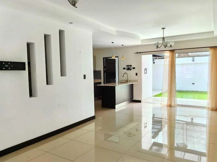 Venta de casa  en Heredia canton santo domingo - Venta en Santo Domingo — photo 3