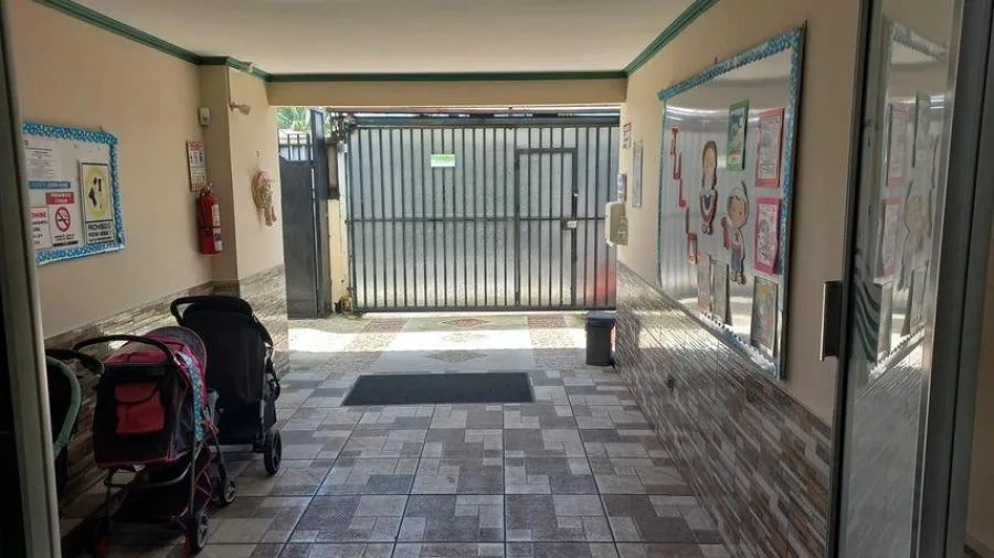 Venta de Casa Comercial en Tibás, San José. RAH 25-46 - Venta en Tibás — photo 4