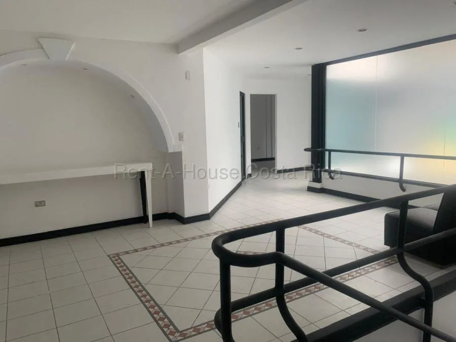 Propiedad comercial en alquiler en Barrio Escalante ideal para oficinas o coworking #26-1626 GS - Alquiler / Renta en San José — photo 3