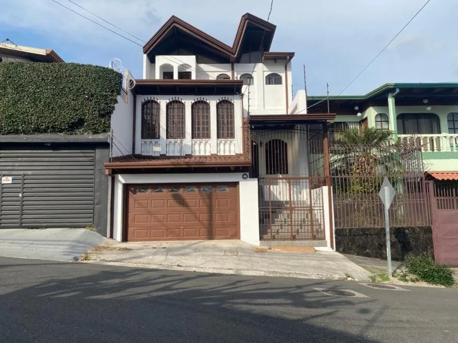 Venta de Casa en Cinco Esquinas de Tibas MGA - Venta en Tibás
