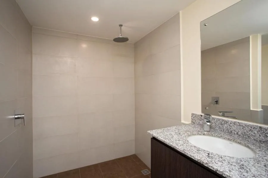 Alquiler de Apartamento en Torre Los Yoses, San Pedro. RAH 26-561 (NR) - Alquiler / Renta en Montes de Oca — photo 4