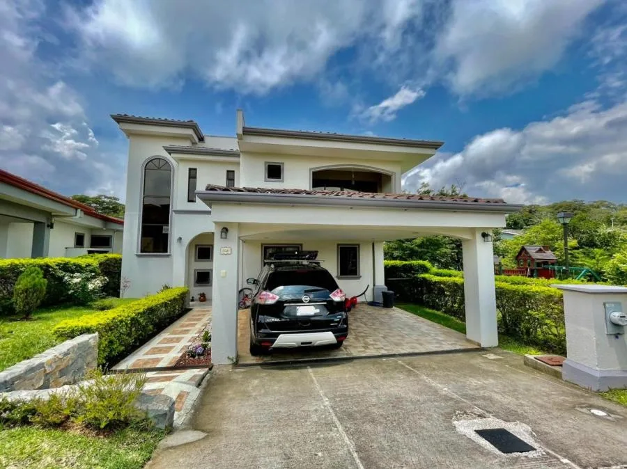 Casa en venta en Ulloa, Heredia. RAH 23-1101 - Venta en Ulloa