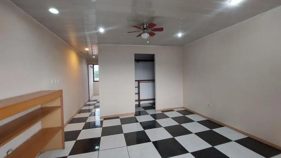 Casa en venta en San Sebatian, San José. RAH 22-2135 - Venta en San José — photo 3