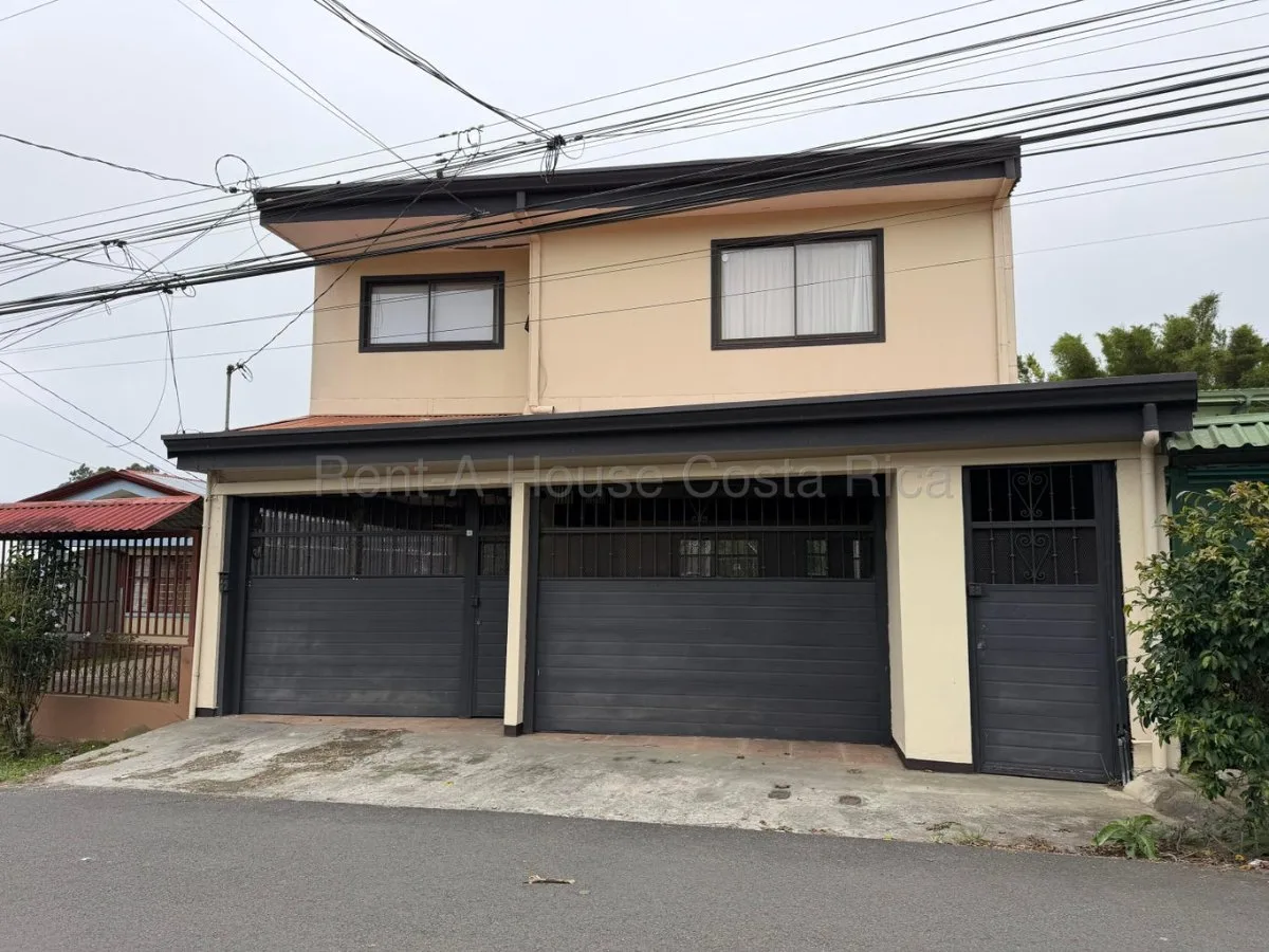 Casa en alquiler en Pará, Santo Domingo de Heredia con amplios espacios y entorno tranquilo #26-2126 GS - Alquiler / Renta en Santo Domingo