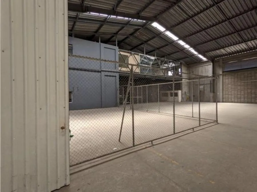 VENTA DE BODEGA INDUSTRIAL, SAN JOSE, URUCA - Venta en Uruca — photo 3