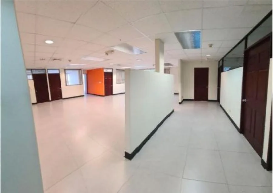 Oficina En Alquiler De 386 M² En Oficentro En Escazú; Idi: 135516 - Alquiler / Renta en San Rafael