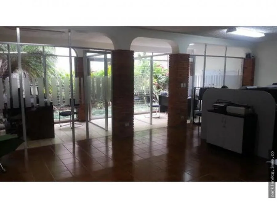 Venta de Casa de 4 habitaciones en Pavas 25-970 - Venta en San José