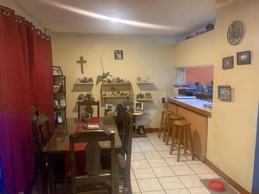 Venta de Casa en San Antonio, Escazú. RAH 25-1145 - Venta en Escazú