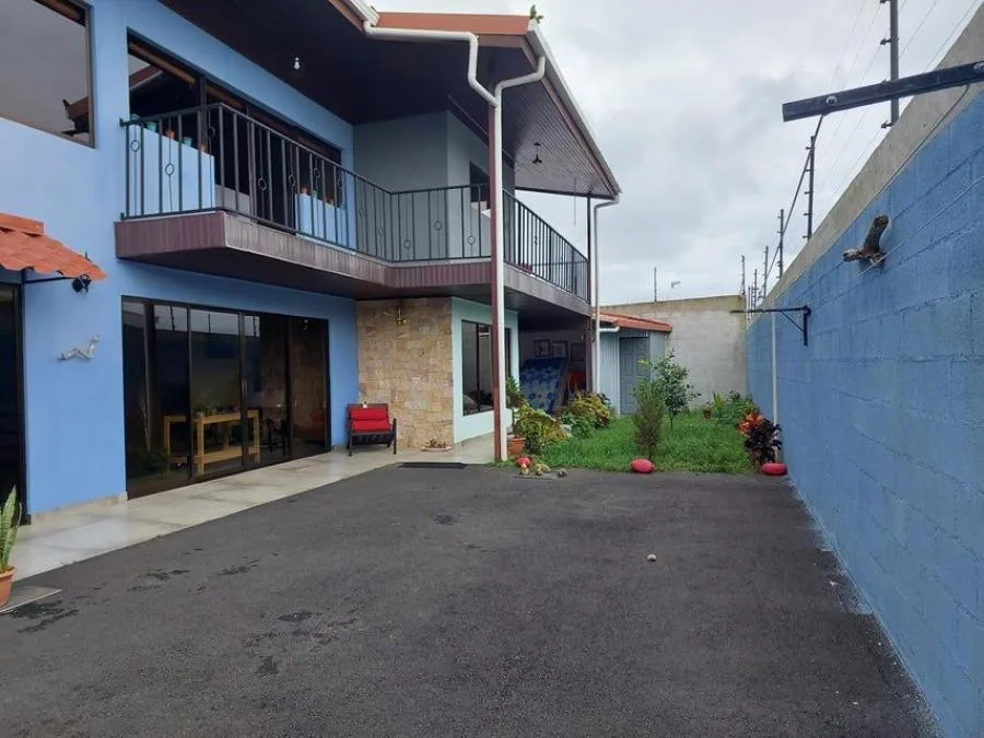 Venta de Casa en San Isidro, Heredia. RAH 24-685 - Venta en San Isidro