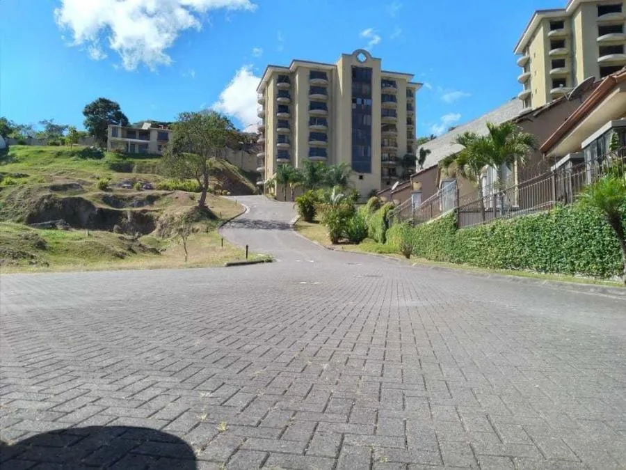 Apartamento en Venta en San Rafael, Escazú RAH #23402 - Venta en Escazú