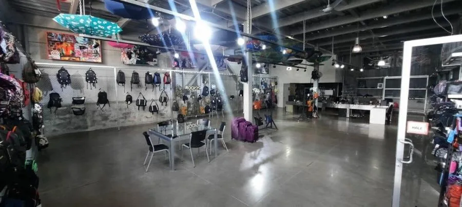 Venta de Dos Bodegas en Santa Ana, San José. - Venta en Santa Ana