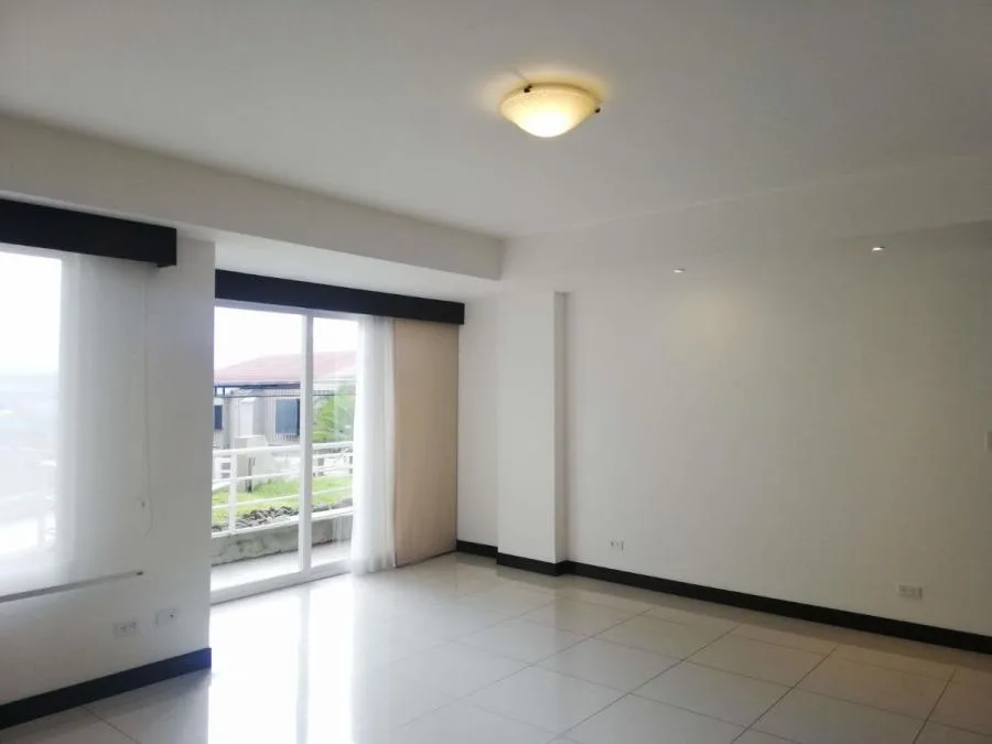 Venta de apartamento en Lourdes Montes de Oca  MGA - Venta en Montes de Oca — photo 3