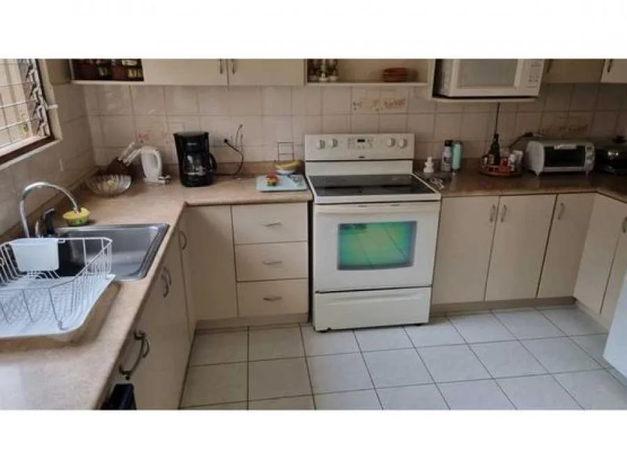 Casa en venta en Pavas, Geroma. Uso mixto. 5PVV7190269 - Venta en San José — photo 3
