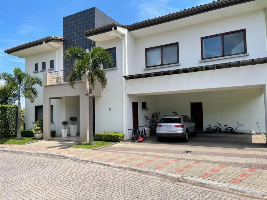 CASA EN VENTA EN SANTA ANA, cod: CTL 23-361 - Venta en Santa Ana