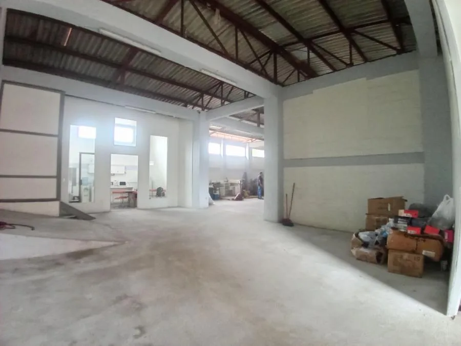 BODEGAS EN ALQUILER EN ALAJUELA CON USO DE SUELO INDUSTRIAL - Alquiler / Renta en Alajuela