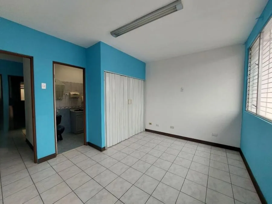 Venta de Casa Comercial en Goicoechea, San José. RAH 26-580 - Venta en Goicoechea — photo 2