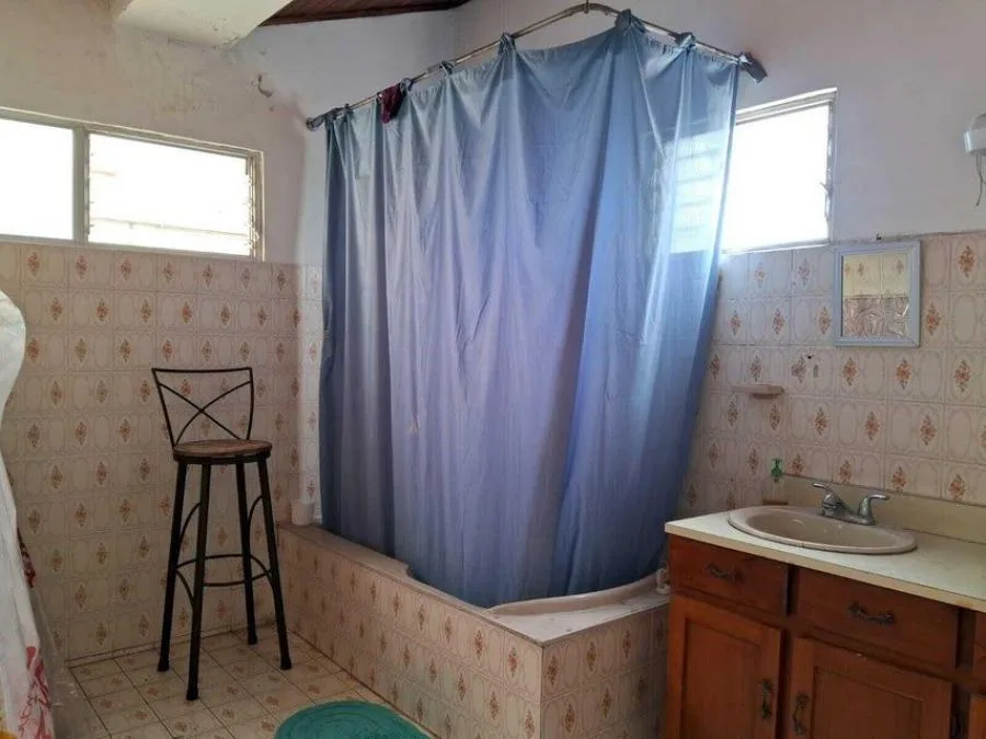 Venta de Casa en Uruca, San José. RAH 25-119 PRECIO REBAJADO - Venta en Uruca — photo 5