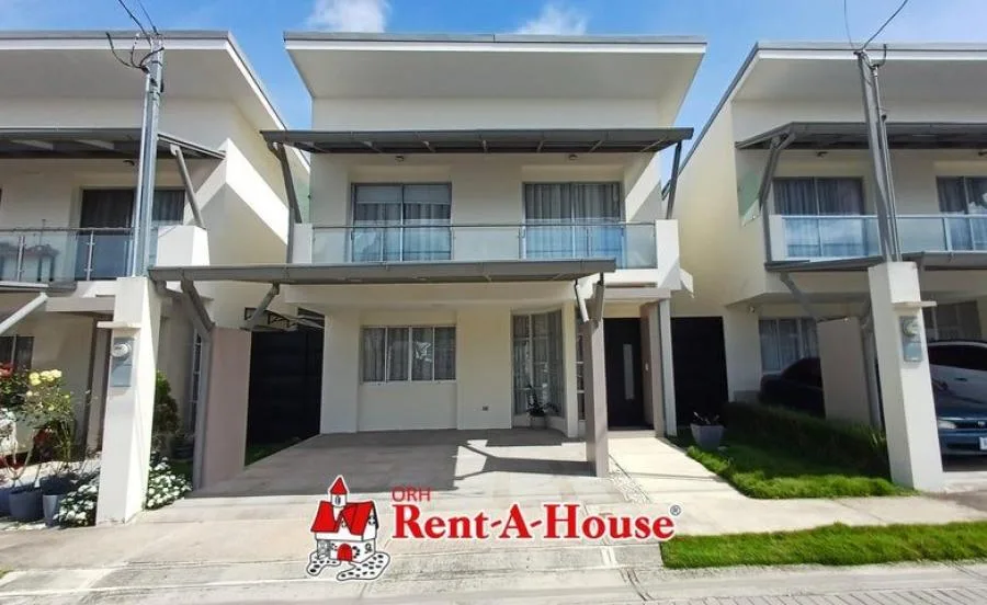 Venta de Casa en El Guarco, Cartago. RAH 25-35 - Venta en El Guarco