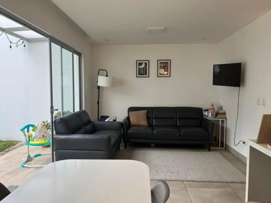 Venta de Confortable Casa en Escazu / Mls. 26-706 OFC JB - Venta en Escazú