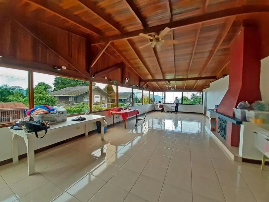 Propiedad Comercial, 470 m2 Construccion, San Ramon de Tres Rios - Venta en Montes de Oca