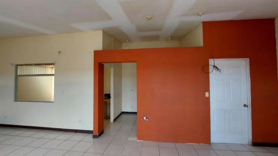 venta de comercial en san jose goicoechea - Venta en Goicoechea — photo 2