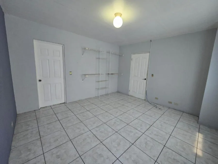 Venta de hermosa propiedad en Residencial Villa Adobe, Santo Domingo - Venta en Santo Domingo — photo 4