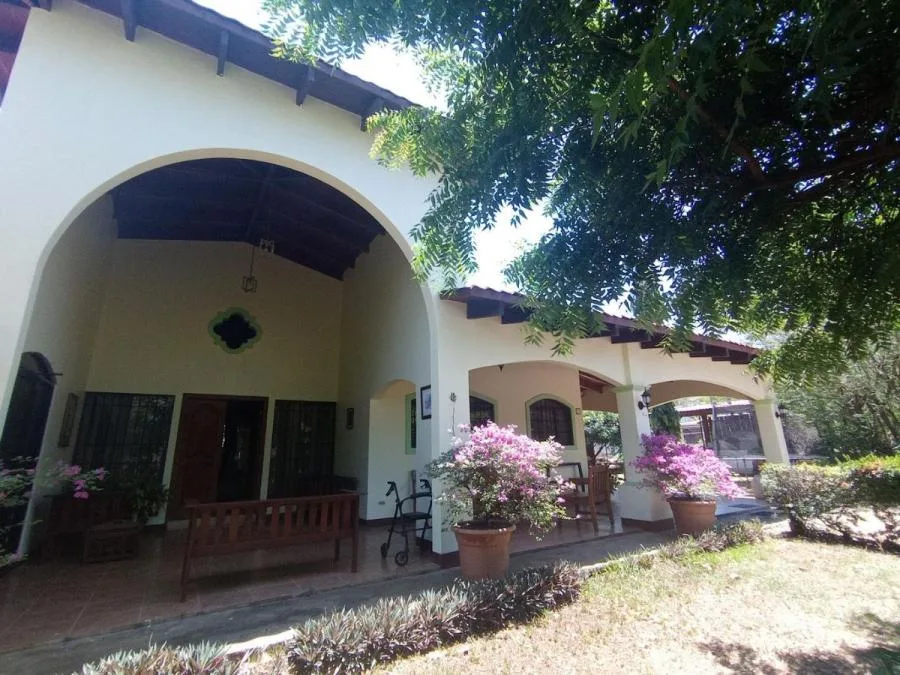 Venta de Casa en Santa Cruz de Guanacaste. RAH 25-1583 - Venta en Santa Cruz