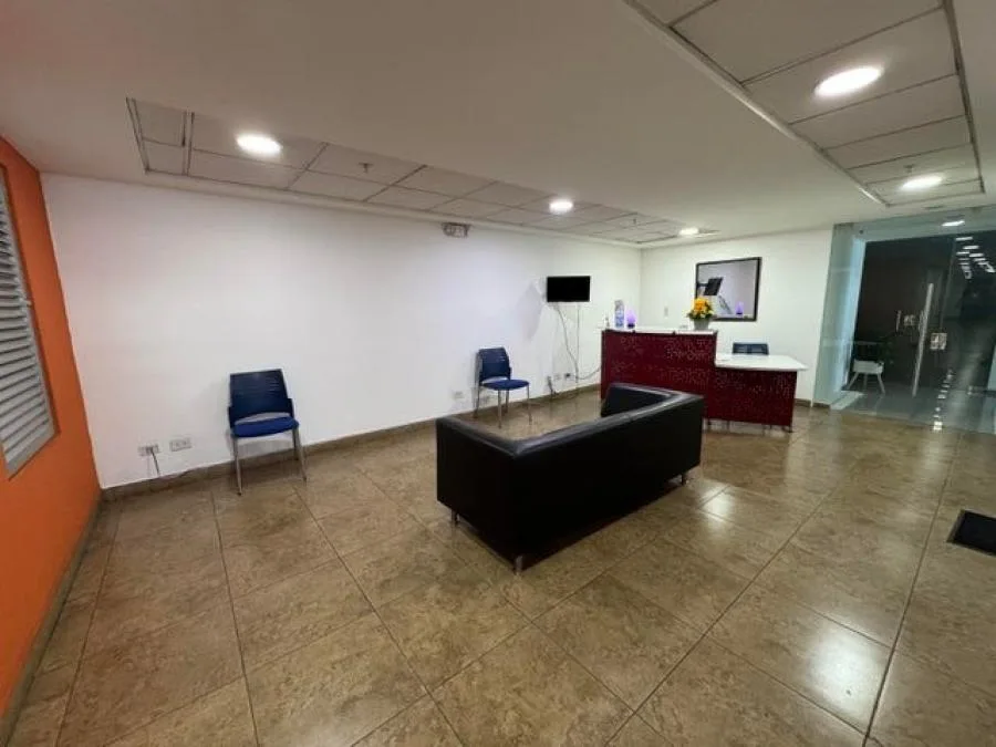 Venta de Local Comercial en Paseo Colón, San José. RAH 25-1524 - Venta en Merced